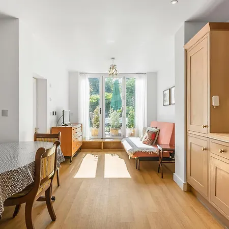 Ferienwohnung Large, Quiet Flat In Islington